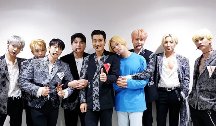 Foto: ELF Vietnam Buat Super Junior Kagum Karena Lakukan Hal Manis Ini di Asia Artist Awards 2019
