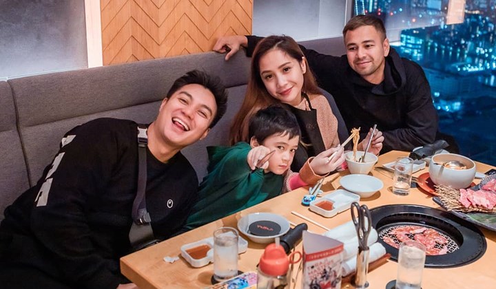 Foto Ini Jadi Bukti Putra Baim Wong dan Raffi Ahmad Bak Pinang Dibelah Dua, Setuju?