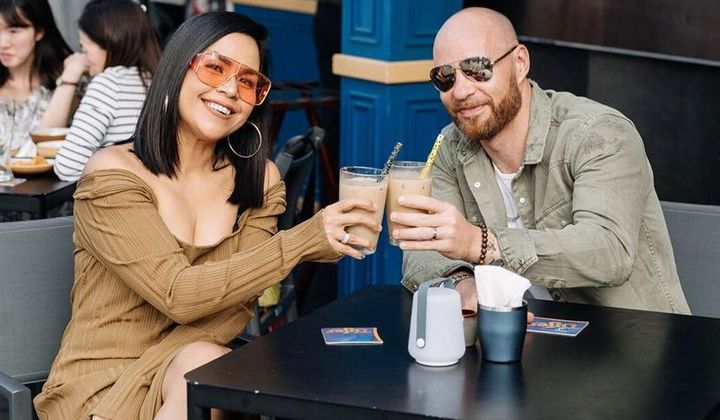 Tak Ambil Job Akhir Tahun, Melaney Ricardo Pilih Liburan Di Singapura