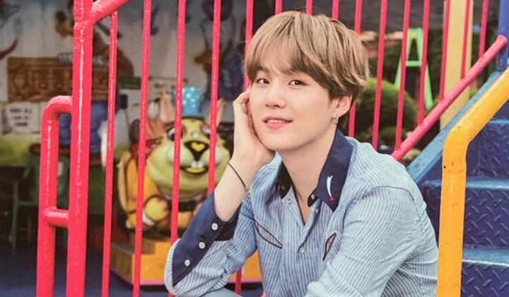 Duduk Di Sebelah Produser Grammy Awards 2021, Suga BTS PD Tampil Tahun Depan