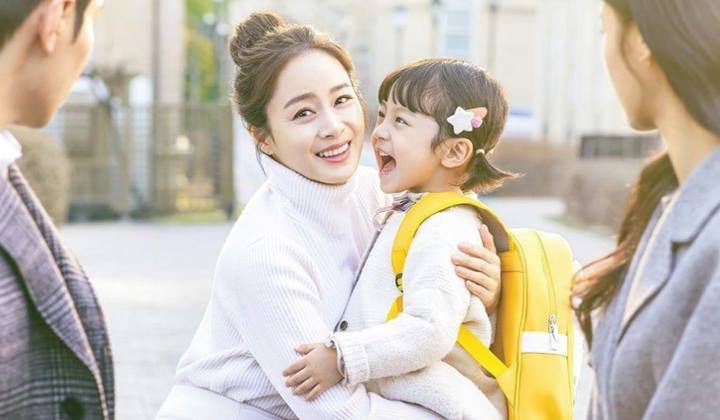 Foto: Jadi Drama Comeback Kim Tae Hee, 'Hi Bye, Mama!' Capai Rating Menjanjikan