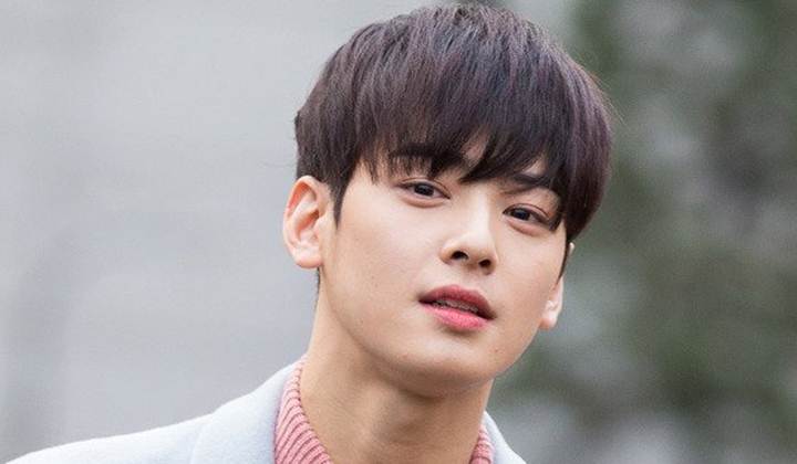 Visual Cha Eun Woo Bergaya Bad Boy 'Tampar' Mata Netizen