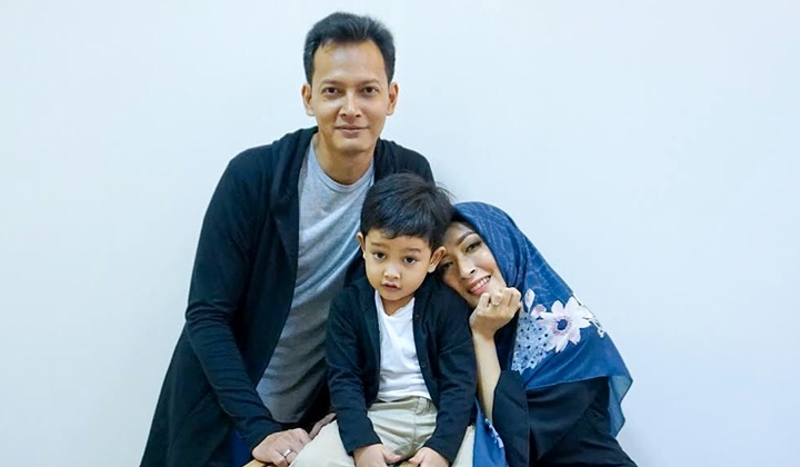 Foto: Pamer Foto USG, Fedi Nuril Umumkan Istri Hamil Anak Kedua Seraya Panjatkan Harapan Ini