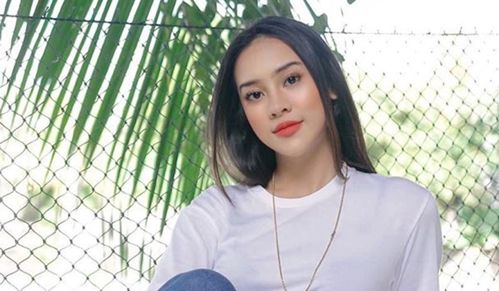 Anya Geraldine Ungkap Kerinduan pada Sang Ayah, Foto Masa Kecil Bikin