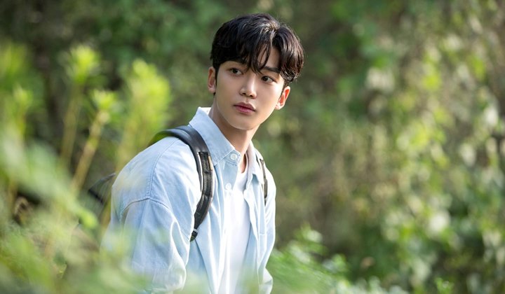 Rowoon SF9 Minta Maaf Buat Fans Kecewa Karena Hiatus