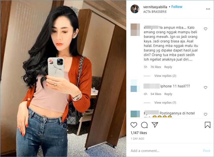 vernita syabilla sontak dihujat oleh warganet lantaran dianggap terlibat prostitusi online karena barang-barang mewah yang terlihat dipamerkan di instagram pribadinya