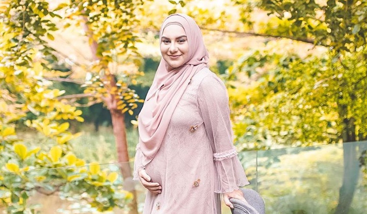 Irish Bella Hamil Usai Beberapa Bulan Kepergian Putri Kembar