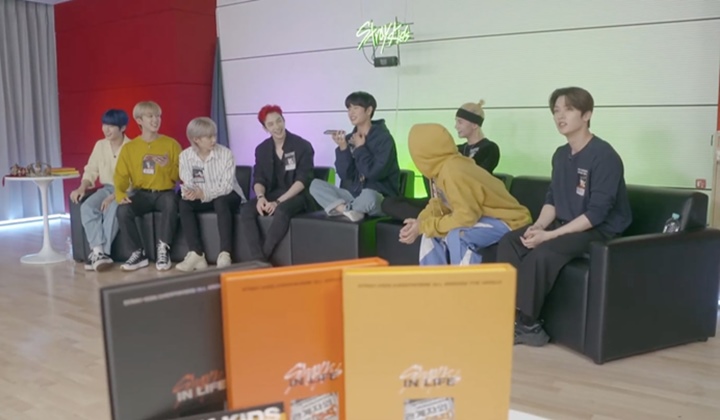 Stray Kids Ungkap Dukungan Bambam GOT7 Hingga Wonpil DAY6 Jelang Comeback