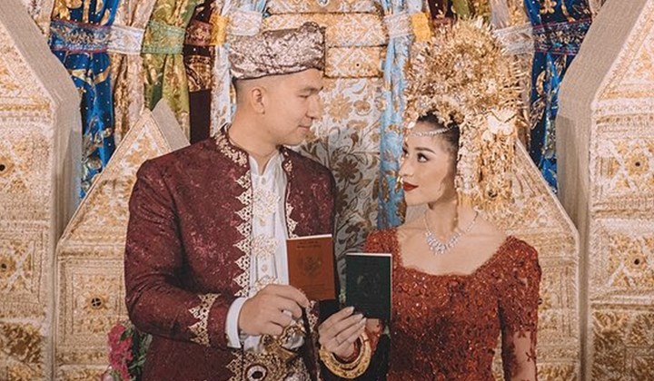 Nikita Willy dan Indra Priawan Menikah Setelah 3 Tahun Bertemu