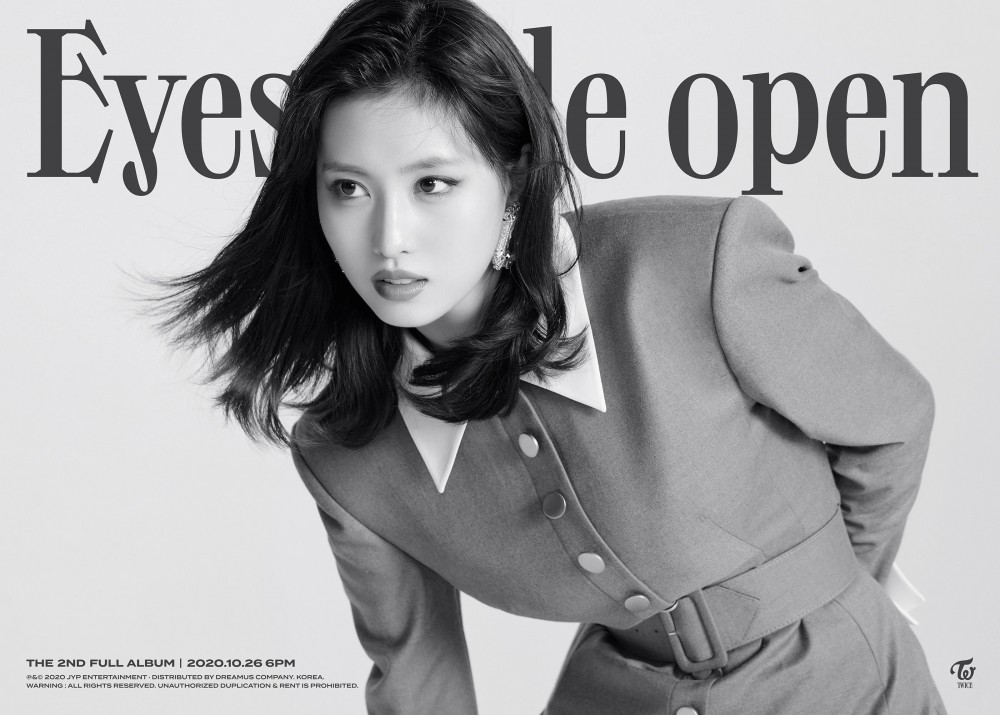 Tampil Elegan Tanpa Poni di Foto Teaser \'Eyes Wide Open\', Visual Momo Dikira Penggemar Editan