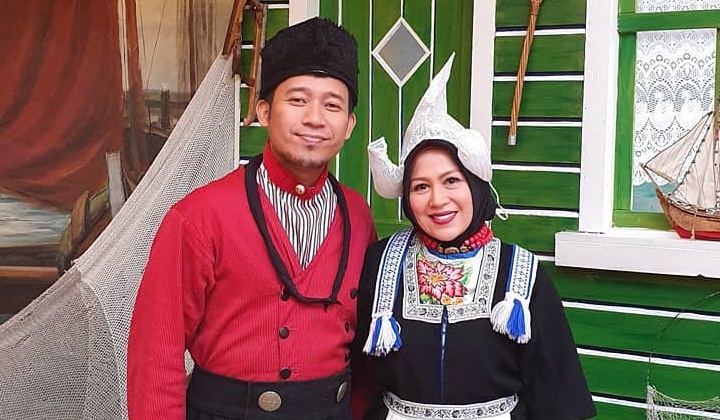 Foto: Denny Cagur Diminta Tak Bosan Gara-gara Sang Istri  Sering Lakukan Ini