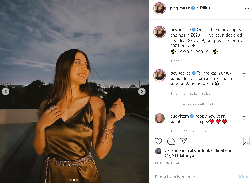 Tampil Super Menawan di Foto Terbaru, Pevita Pearce Umumkan Kabar