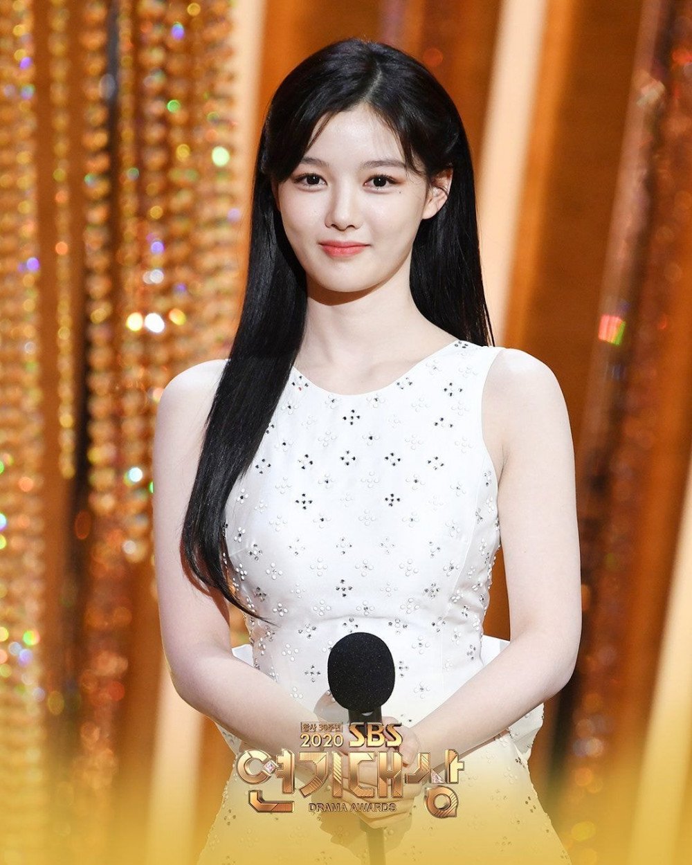 Tampil Anggun di SBS Drama Awards, Kim Yoo Jung Ternyata Pakai Gaun