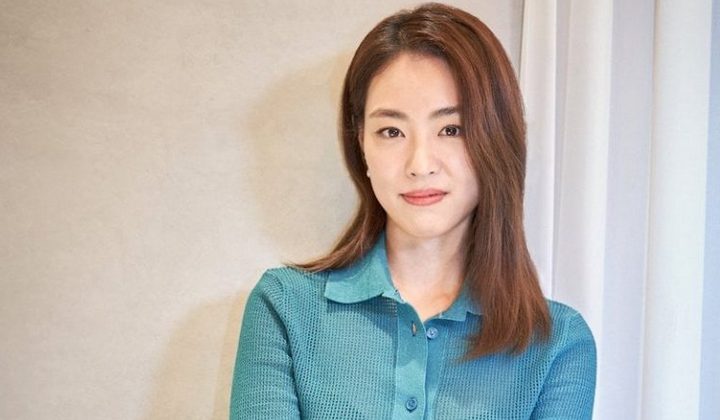Foto: Lee Yeon Hee Bicara Soal Pernikahannya dan Keukeuh Tak Ingin Publish Suaminya yang Non Seleb
