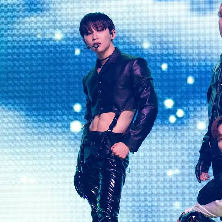 Sempat Trending Topic, Jeon Woong AB6IX Diejek BX CIX Pakai Kostum