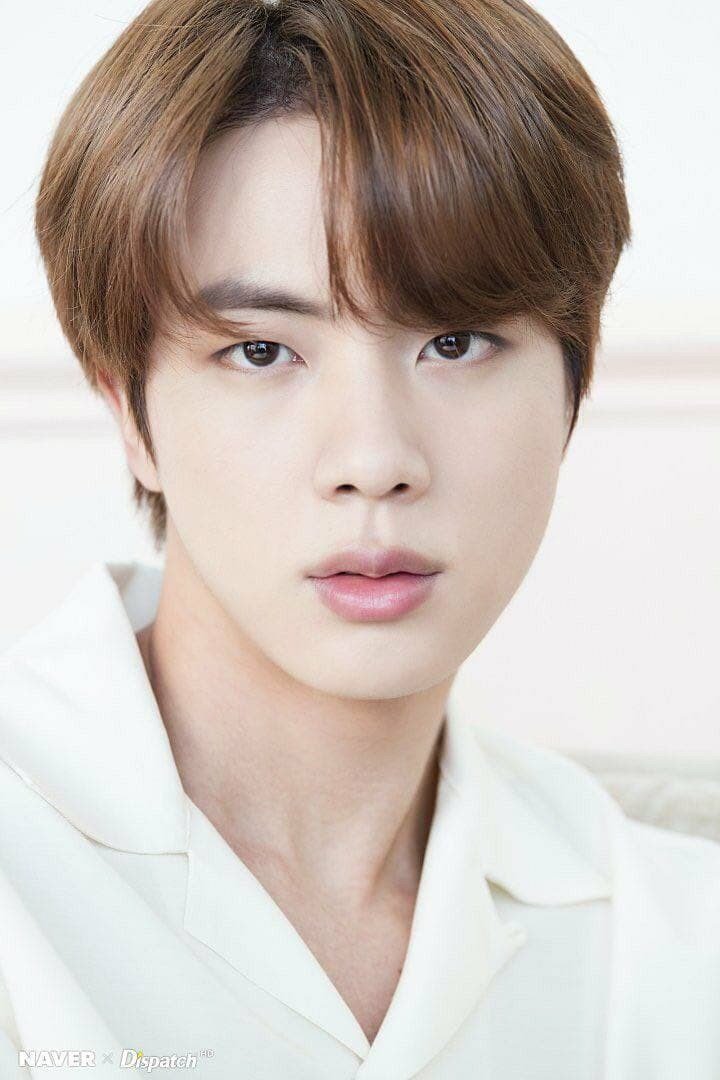 Sudah Punya Visual Sempurna, Editor Dispatch Ungkap Tak Perlu Editing untuk Foto Jin BTS