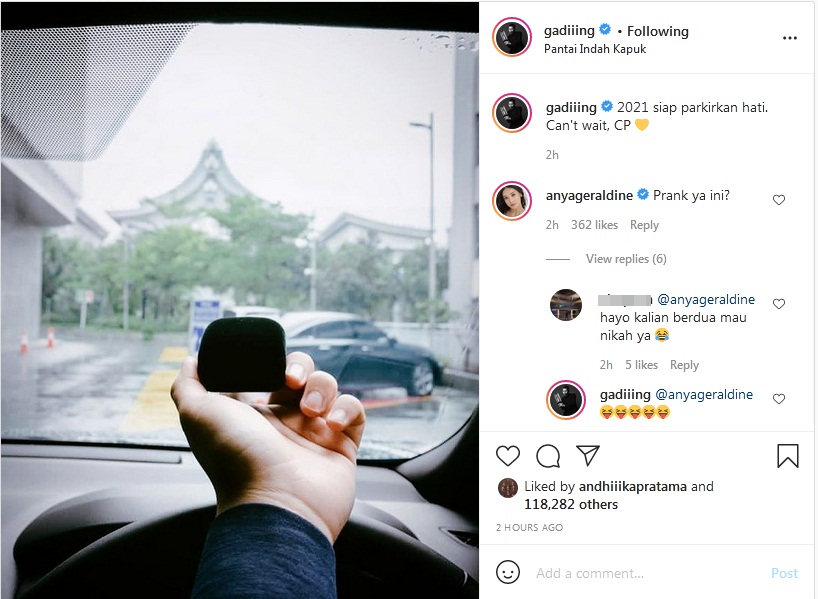 Ditanya Soal Prank Usai Pamer Kotak Cincin, Gading Marten Jawab Begini