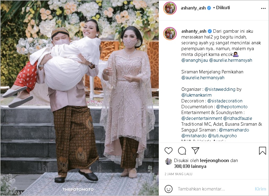 Unggah Foto Anang Hermansyah Bopong Aurel di Prosesi Siraman, Ungkapan Haru Ashanty Berujung Kocak