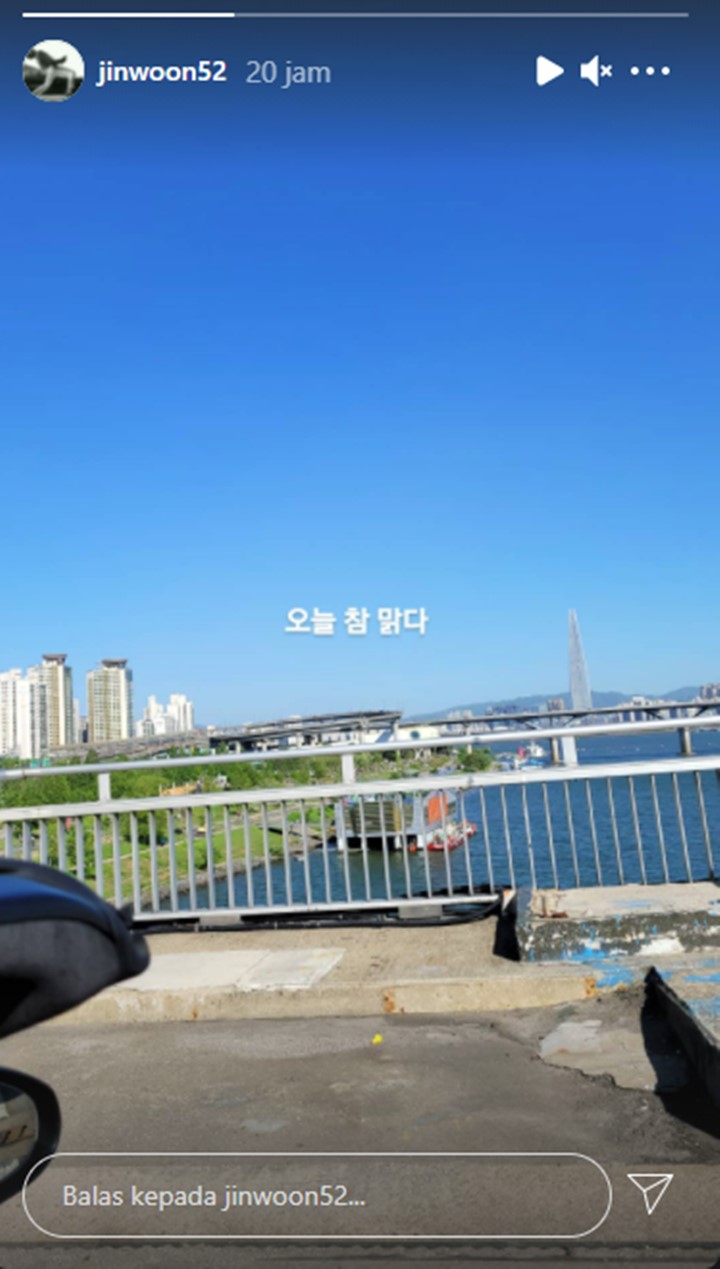 Jinwoon 2AM Unggah Foto Menyegarkan Usai Putus Dari Sang Mantan