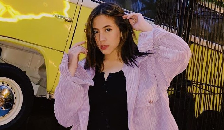 Adhisty Zara Bagikan Postingan IG Terbaru Usai Hilang, Tangan Lebam