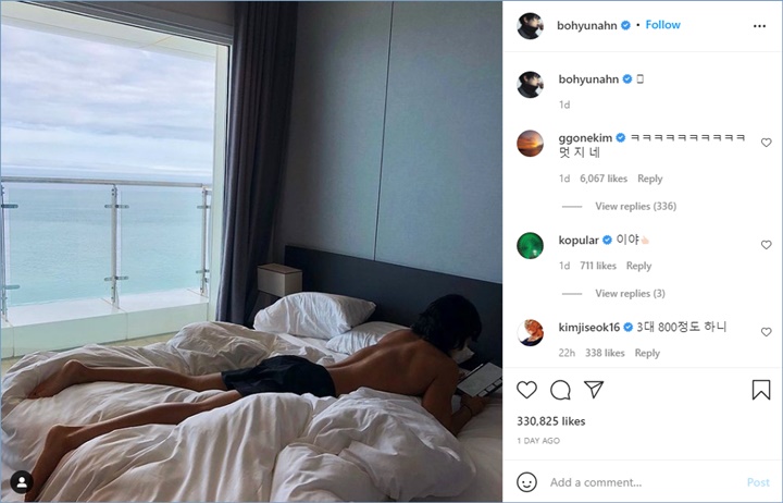 Ahn Bo Hyun membagikan potret bertelanjang dada di Instagram pribadinya
