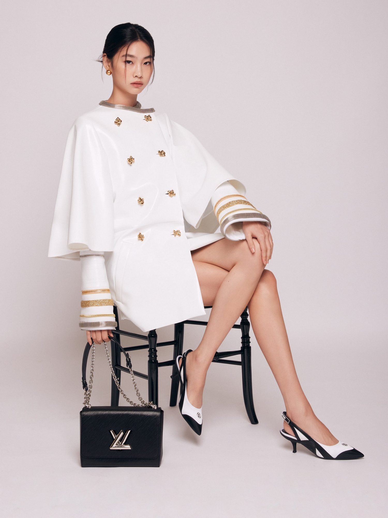 Berkah \'Squid Game\', Jung Ho Yeon Didapuk Jadi Global Ambassador untuk Rumah Mode Louis Vuitton