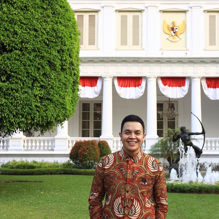 Tampil di Istana Negara