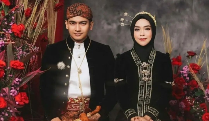 Foto: Desainer Beber Perjuangan Bikin Baju Pernikahan Ria Ricis dan Teuku Ryan, Ungkap Capek Banget!