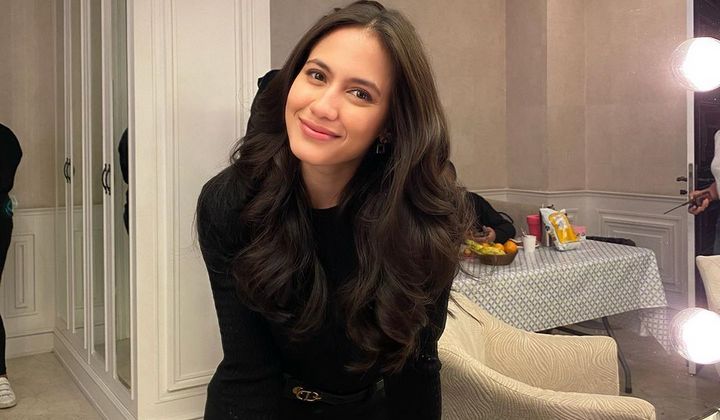 Rahasia Pevita Pearce Selalu Tenang & Bahagia