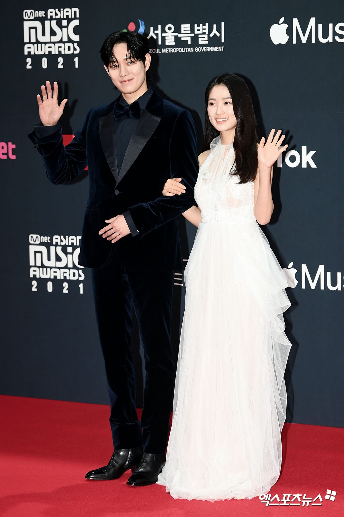 Ahn Bo Young Gadeng Jo Bo Ah, Kim Hye Yoon-Kim Young Dae Reuni  di MAMA 2021