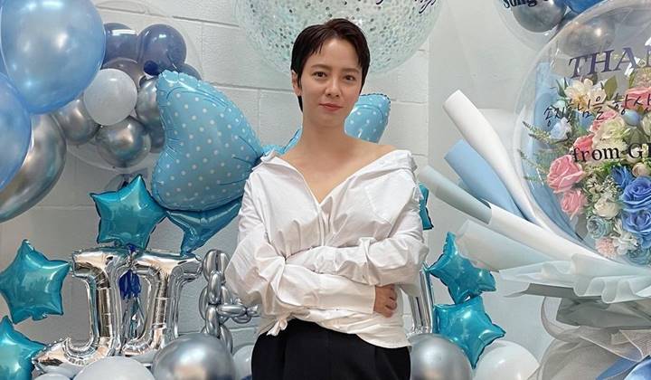 Foto: Jadikan Canda Hal Ini, Respons Song Ji Hyo atas Kritikan ke Stylist Bikin Penggemar Kecewa