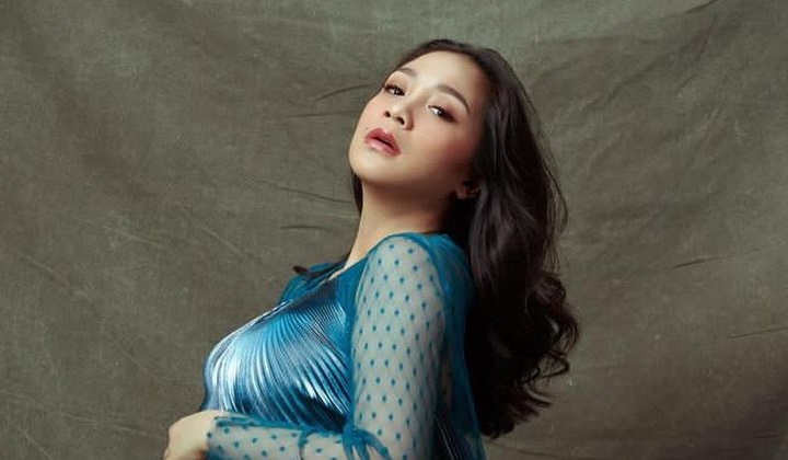 Foto: Tahun Baru Makin Lengkap, Nagita Slavina Akhirnya Miliki Vespa Impian Senilai Miliaran Rupiah 