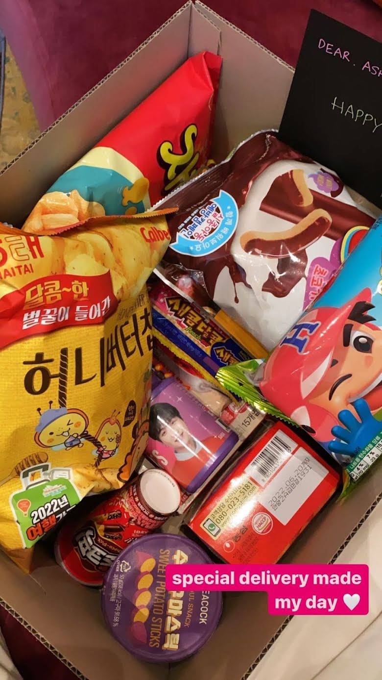 Halsey Pamer Paket Snack Korea dari BTS, ARMY Langsung Berspekulasi Soal Hal Ini