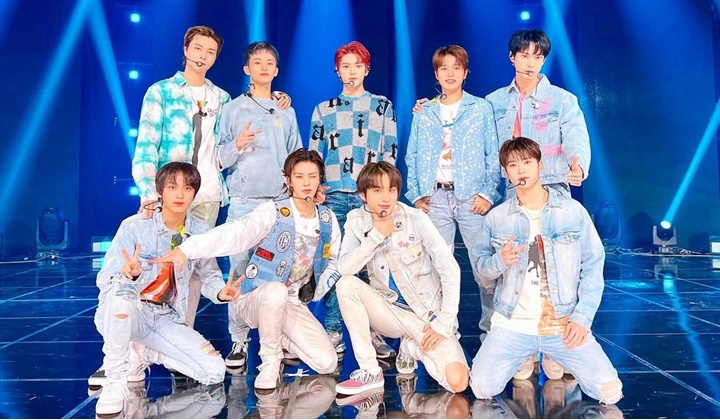 Foto: Sampai Masuk Koran, NCT 127 Artis SM Pertama Raih Daesang di Seoul Music Awards usai 5 Tahun