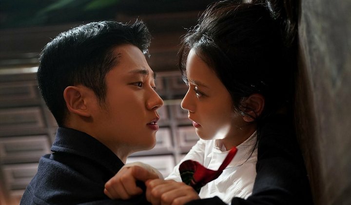 Jisoo-Jung Hae In Diharapkan Main RomCom Usai Minim Adegan Keuwuhan 'Snowdrop'