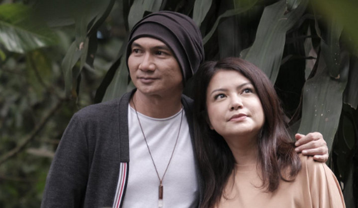 Rumah Tangga Anji Dikira Retak, Ternyata Ini Alasan Wina Natalia Blokir
