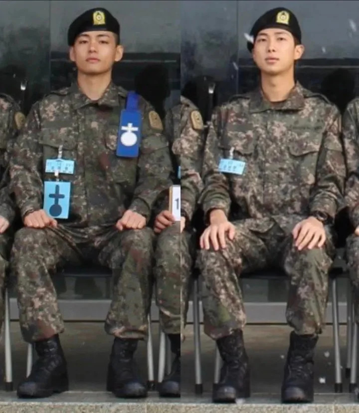 V dan RM BTS Pancarkan Vibe Tentara Asli Saat Masih Jadi Peserta Pelatihan Militer
